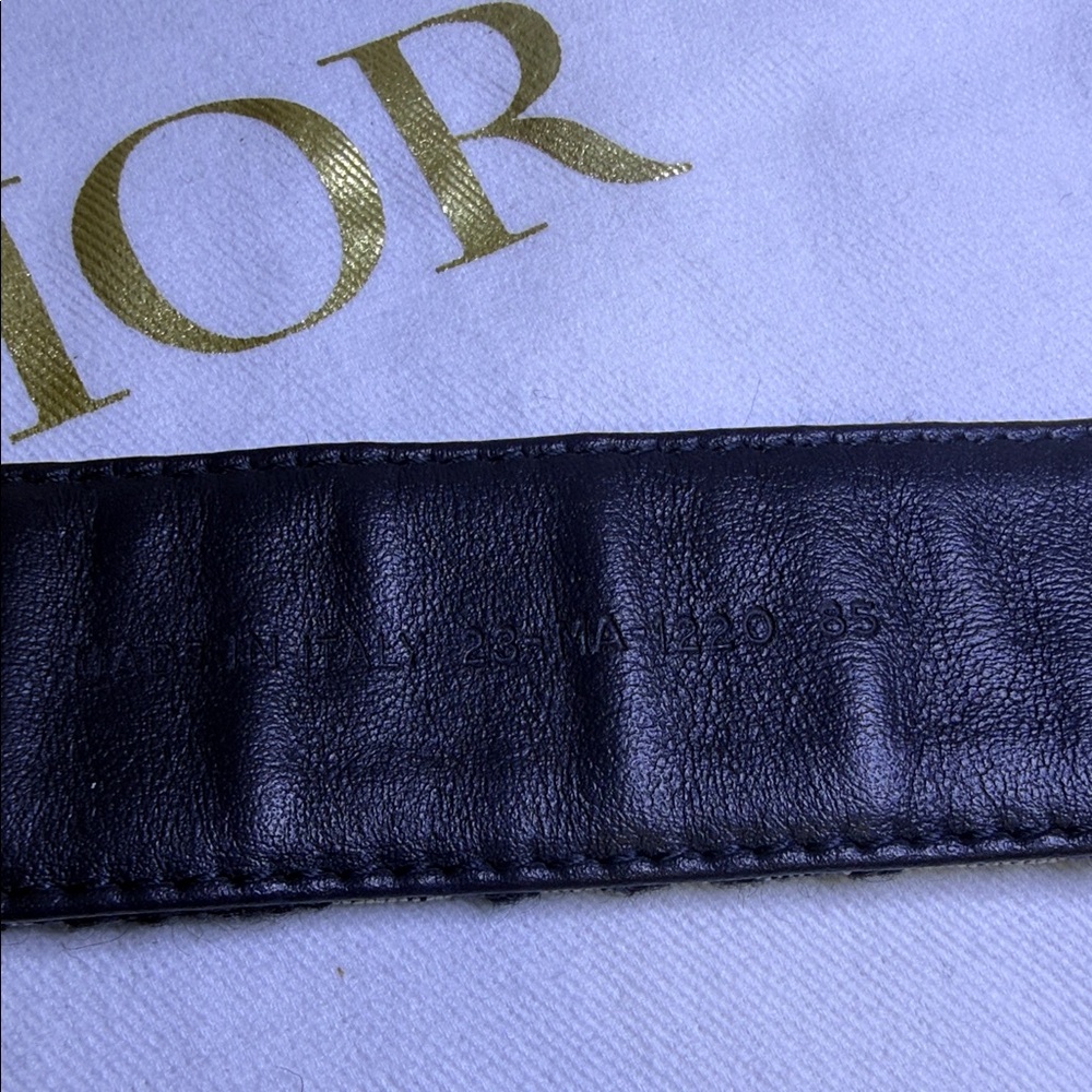 CHRISTIAN DIOR
Oblique 30 Montaigne 35mm Belt - Picture 5 of 8